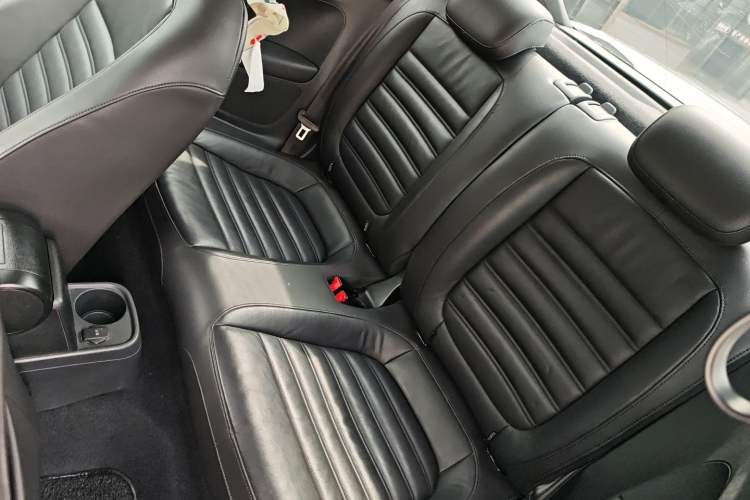 Used Volkswagen Beetle 2013 1.4 TSI Comfort Model
