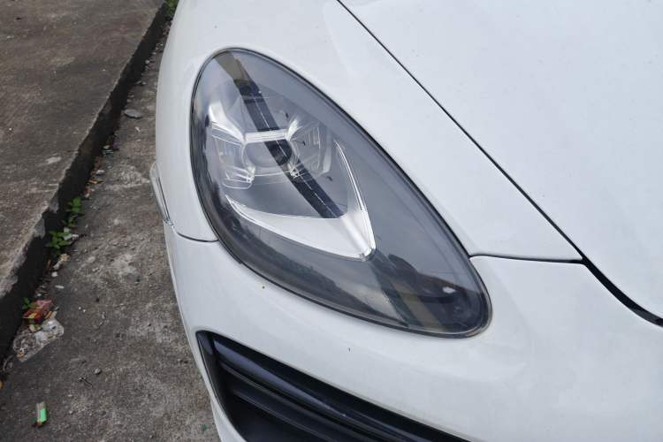 Used Porsche Cayenne 2014 3.6T Automatic Transmission U.S. Specification
