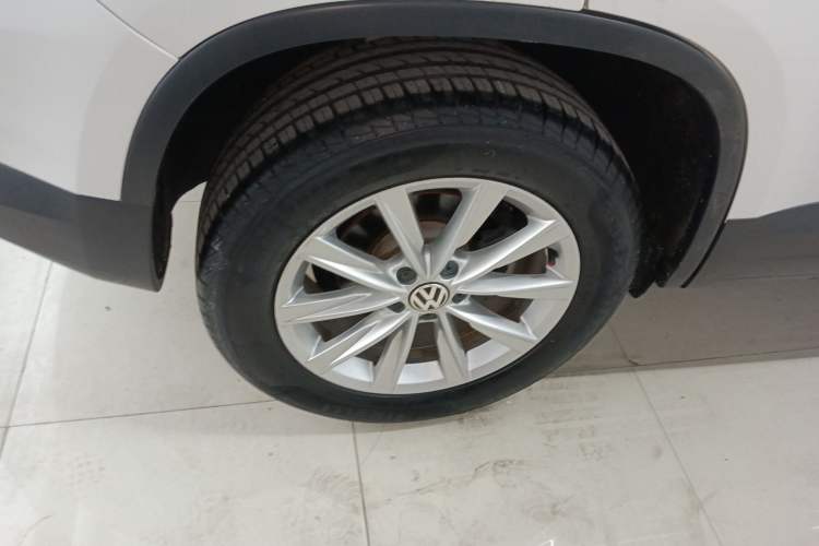 Used Volkswagen Tiguan L 2015 1.8TSI Automatic Two-Wheel Drive Comfort Edition