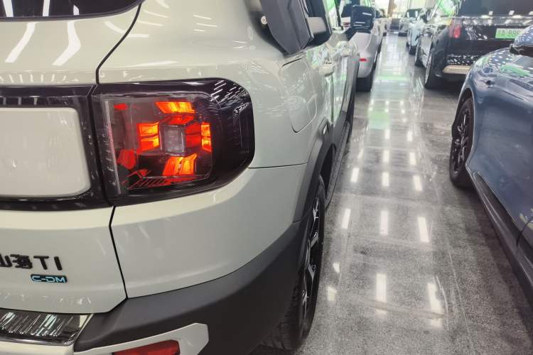 Used JETOUR Shanhai T1 2025 150 km Heading South