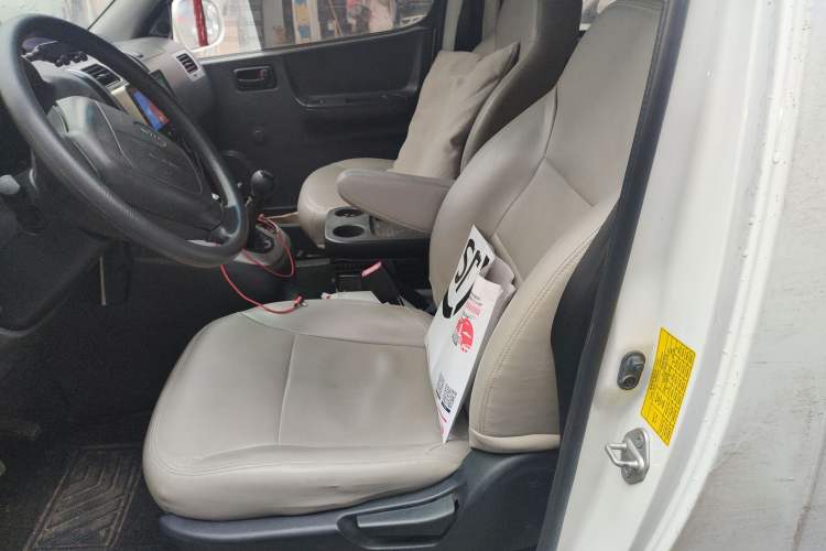 Used Jinbei Express 2019 2.0L Standard Version China VI 1TZS
