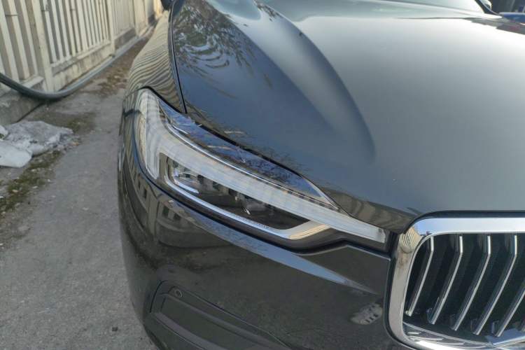 Used Volvo XC60 2019 T5 4x4 Smart Edition China V Standard