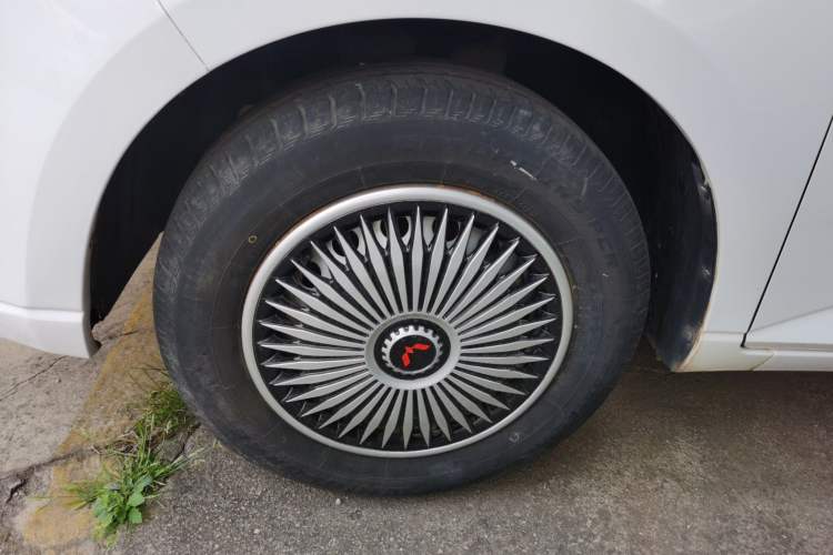 Used Wuling Hongguang PLUS 2019 1.5T Manual Standard Version 7 Seats