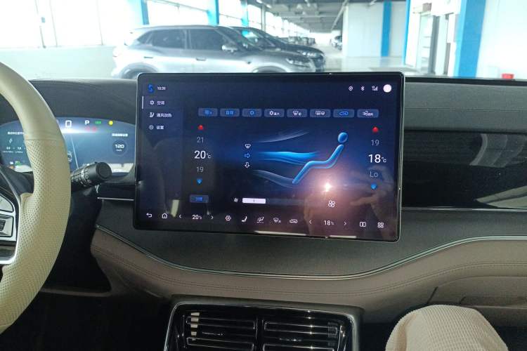 Used BYD Tang New Energy 2025 DM-i 115KM Flagship Model Audio And AC Panel