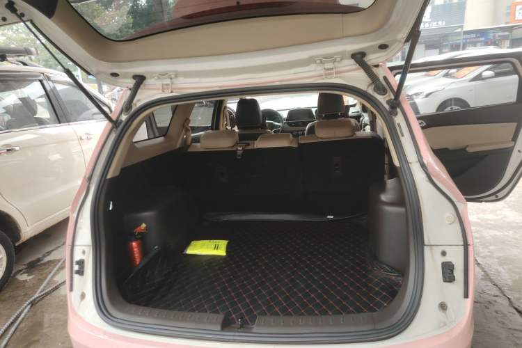 Used Baojun 310W 2017 1.5L Manual Fashion Edition China VI