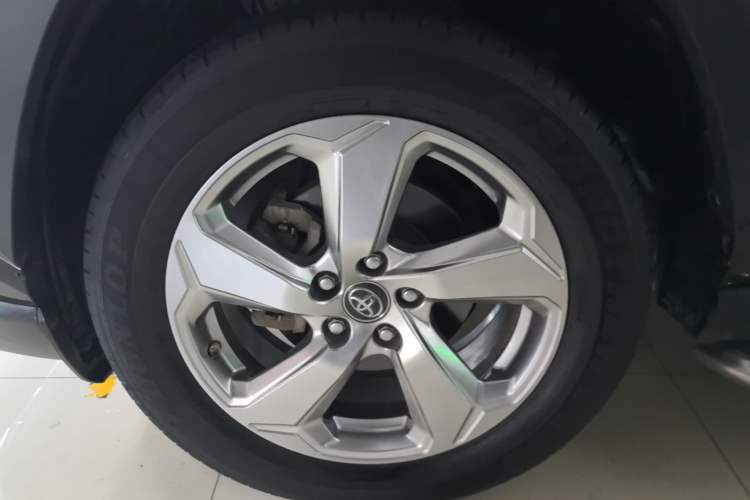 Used Toyota RAV4 2020 2.0L CVT Two-Wheel Drive Fashion Edition