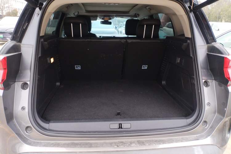 Used Citroen C5 AIRCROSS New Energy 2020 1.6T Four-Wheel Drive Plug-in Hybrid Luxury Model Trunk