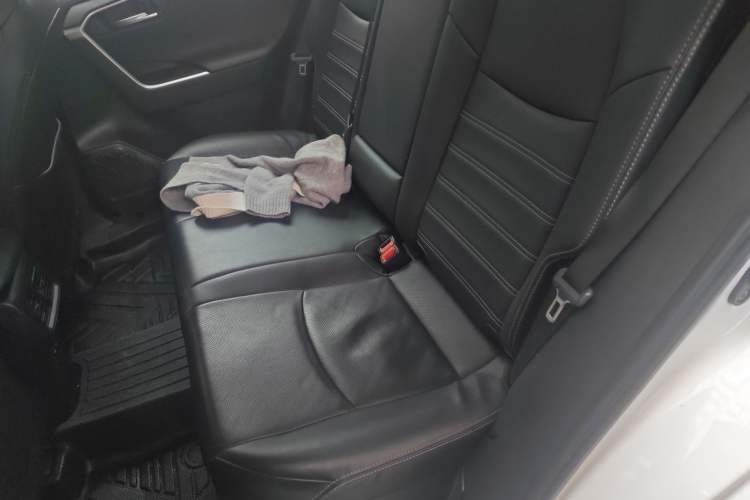 Used Toyota Wildlander 2022 Dual-Engine 2.5L E-CVT Two-Wheel Drive Prestige Edition