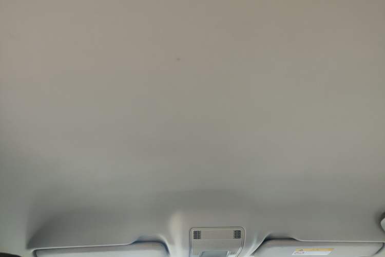 Used Qoros 5 2018 Revised Version 1.6T Automatic Leading Edition Headliner