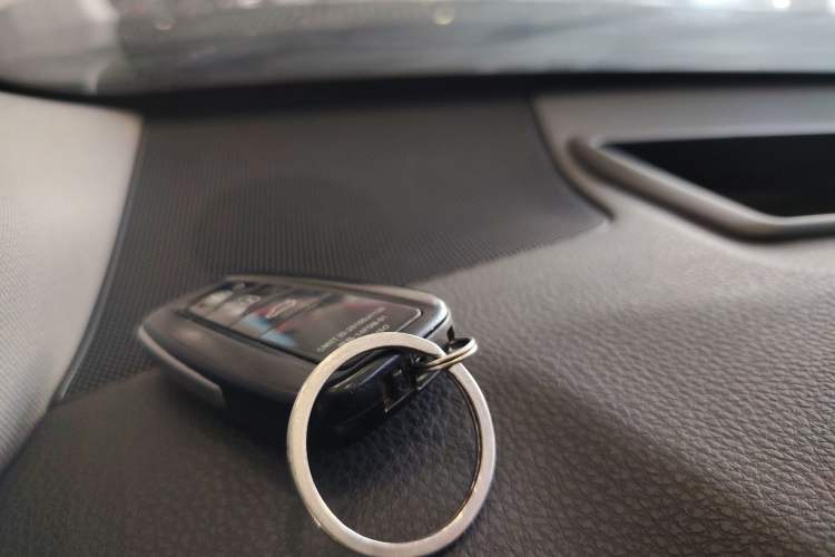 Used Toyota Camry 2021 2.0G Luxury Edition