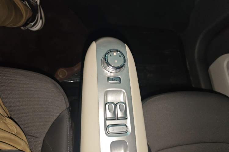 Used CHANGAN NEVO Lumin 2025 205 km Xiangqin Version Gear Lever