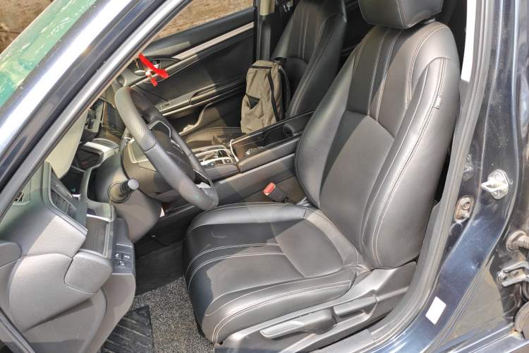 Used Honda Civic 2016 220TURBO CVT Luxury Edition
