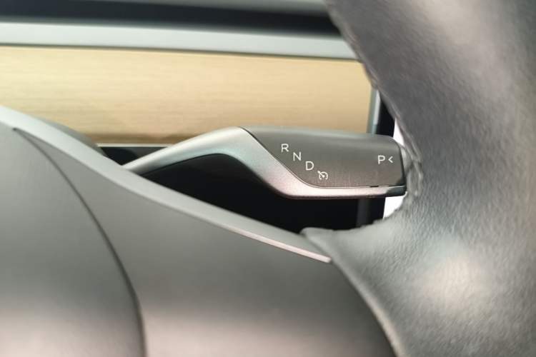 Used Tesla Model 3 2019 Standard Range Rear-Drive Upgraded Version
