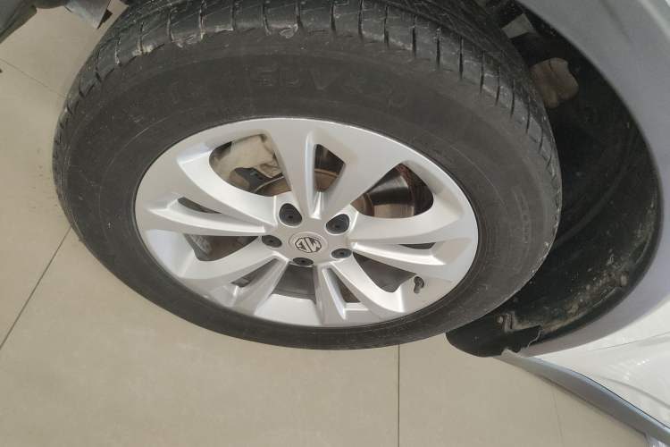 Used MG GS 2016 1.5TGI TST Elite Edition Left Front Wheel Hub