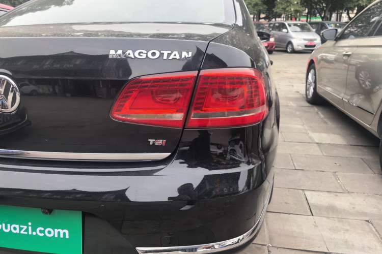 Used Volkswagen Magotan 2015 Facelift 1.8TSI Luxury Model
