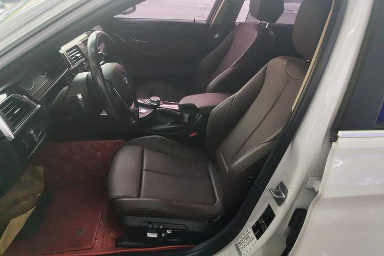 Used BMW 3 Series 2019 320Li Fashion Model
