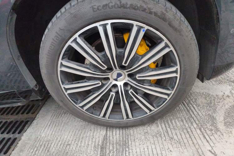 Used Denza N9 2025 Prestige Version