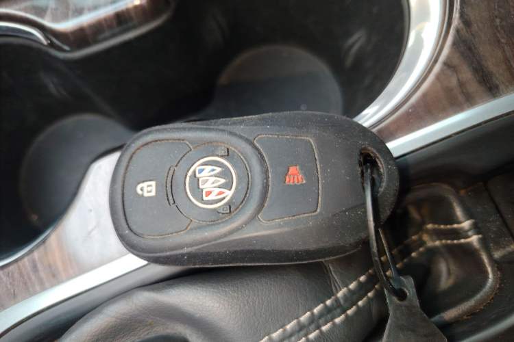 Used Buick Envision 2016 20T Two-Wheel-Drive Elite Model
