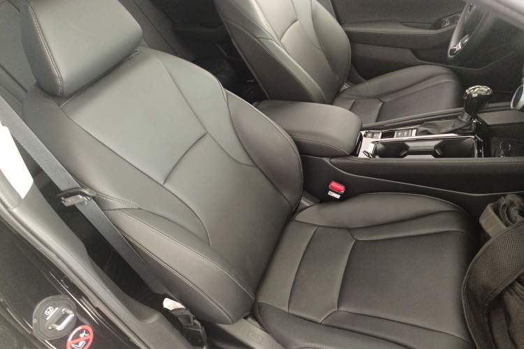 Used Honda Inspire 2025 260TURBO Elite Edition Right Front Seat