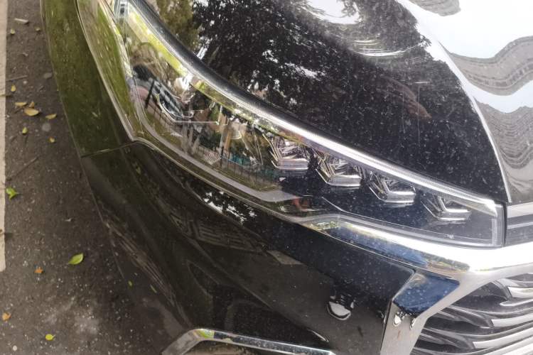 Used SAIC MAXUS G20 2023 Facelifted ES 2.0T Gasoline Automatic Value Edition Right Front Headlight