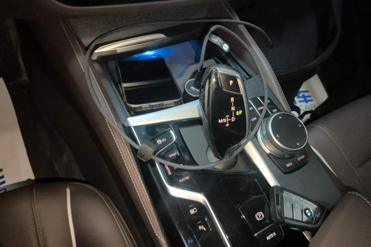 Used BMW 5 Series New Energy 2022 Restyled 535Le M Sport Package Gear Lever