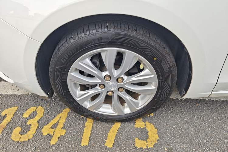 Used Buick GT 2018 15T Manual Elite Version China V Standard Exterior 4