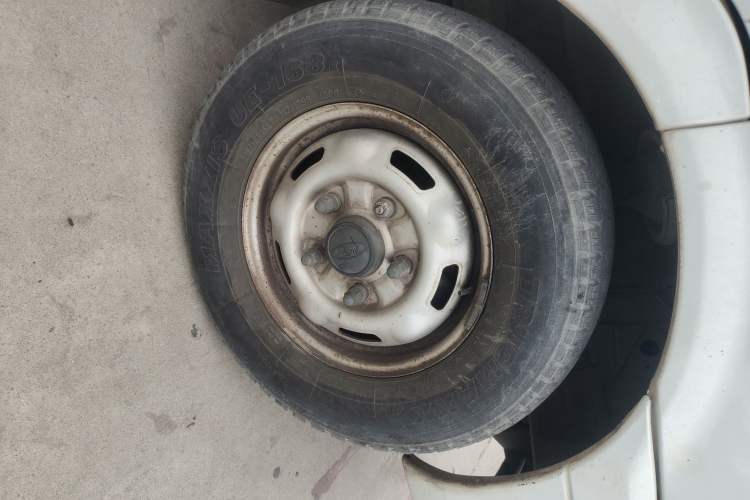 Used Ford Transit Custom 2016 2.4T Long-Wheelbase 6-Seater Mid-Roof Multi-Purpose Vehicle Right Front Wheel Hub