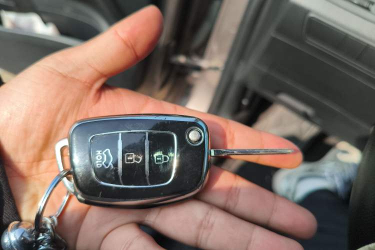 Used Hyundai ix35 2013 2.0L Automatic 2WD Comfort GL China IV Standard