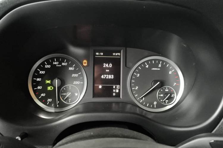 Used Mercedes-Benz Vito 2020 2.0T Elite Version 7 Seats Instrument Cluster
