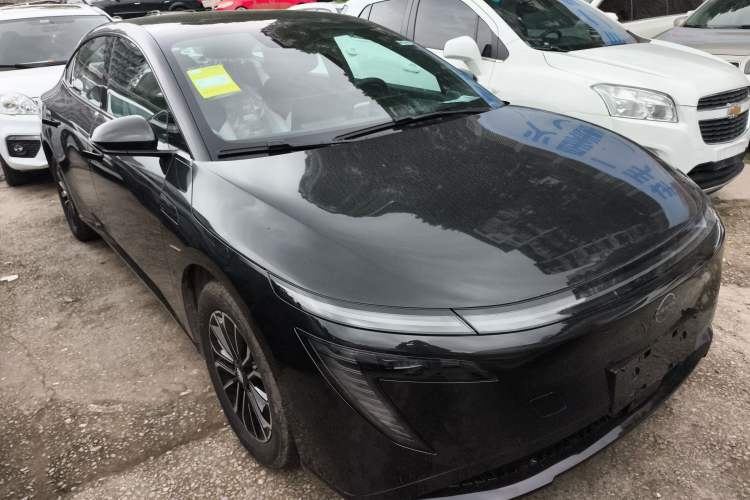 Used Nissan N7 2025 510 Air Front Right 45 Deg