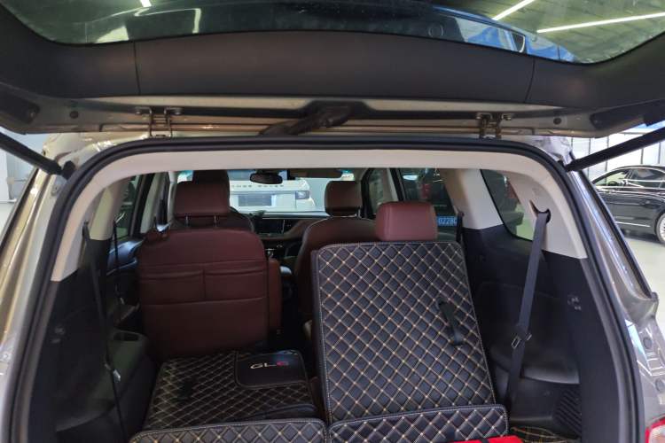 Used Buick GL6 2019 18T 6-Seater Connected Luxury Version China V Standard
