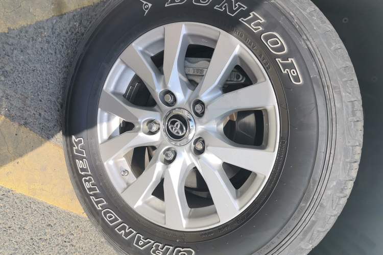 Used Toyota Land Cruiser 