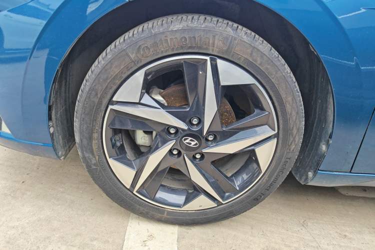 Used Hyundai Elantra 2022 1.5L CVT GLX Elite Edition Exterior 4