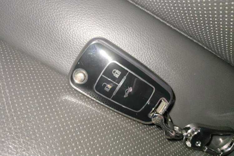 Used Chevrolet Malibu 2017 1.5T Automatic Luxury Edition Vehicle Key