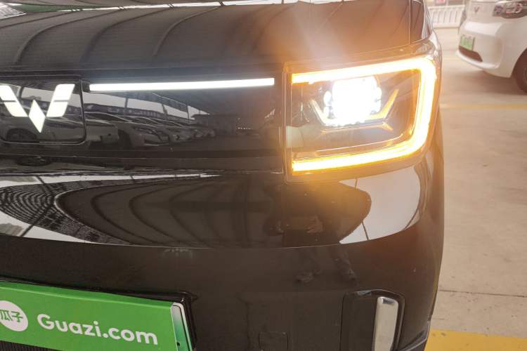 Used Wuling Hongguang MINIEV 2022 GAMEBOY 200km Play Edition with Lithium Iron Phosphate
