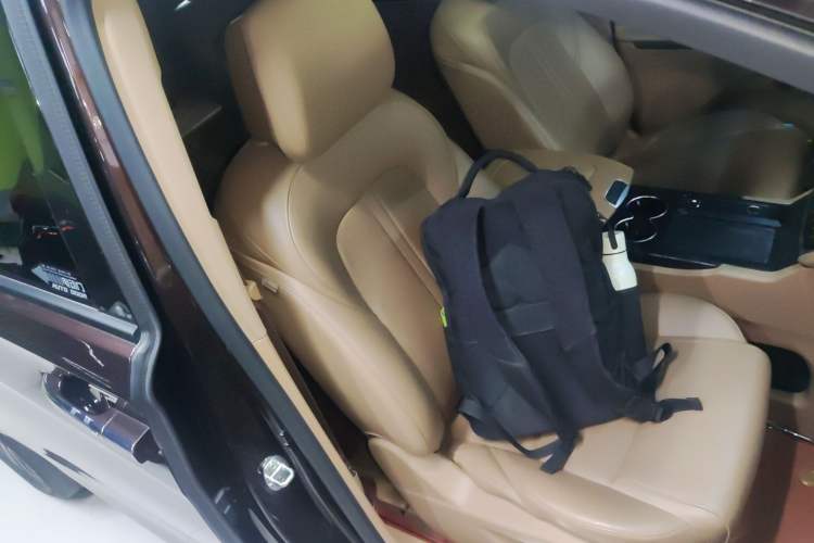 Used Buick GL8 2021 ES Landtrek 653T Luxury Model
