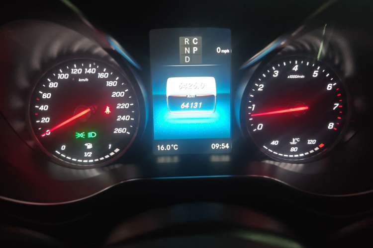 Used Mercedes-Benz V-Class 2020 V 260 L Long-wheelbase Luxury Edition Instrument Cluster