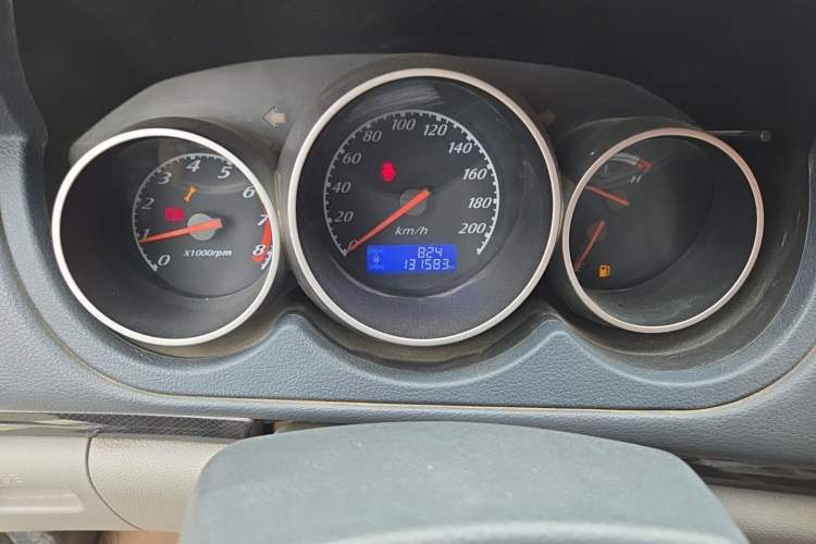 Used RELY X5 2011 2.0T Four-Wheel Drive Elite Version
