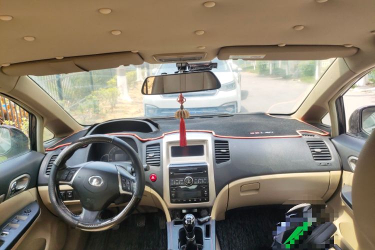 Used Great Wall C50 2012 1.5T Manual Fashion Edition Center Console