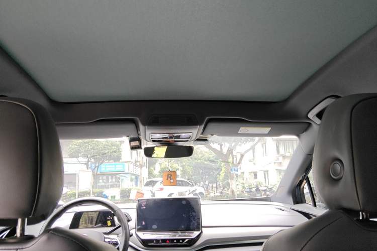 Used Volkswagen ID.4 CROZZ 2022 Long-Range Lite PRO Edition Headliner