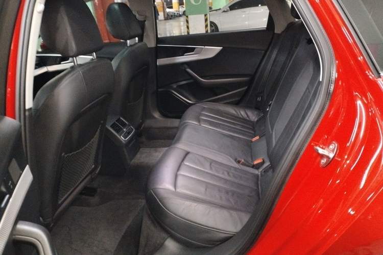 Used Audi A4L 2017 40 TFSI Fashion Model
