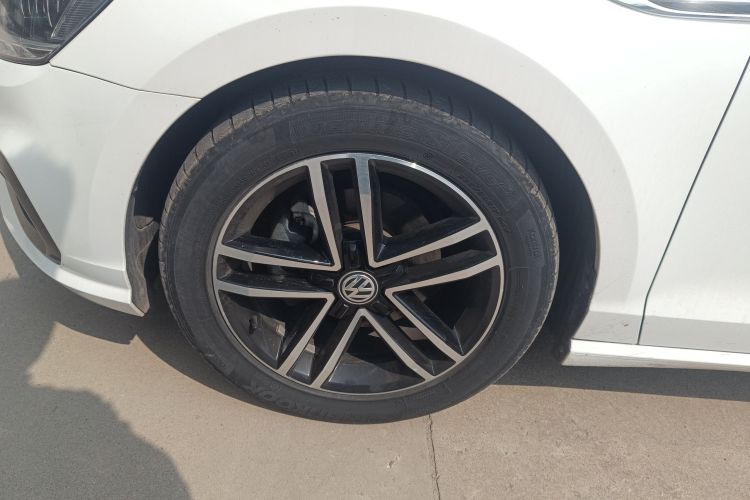 Used Volkswagen Lamando 2019 280TSI DSG Comfort Edition China VI standard Exterior 4