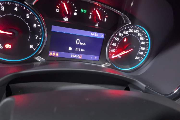 Used Chevrolet Equinox 2021 550T RS Smart Boundary-Pushing Edition Odometer Close Up