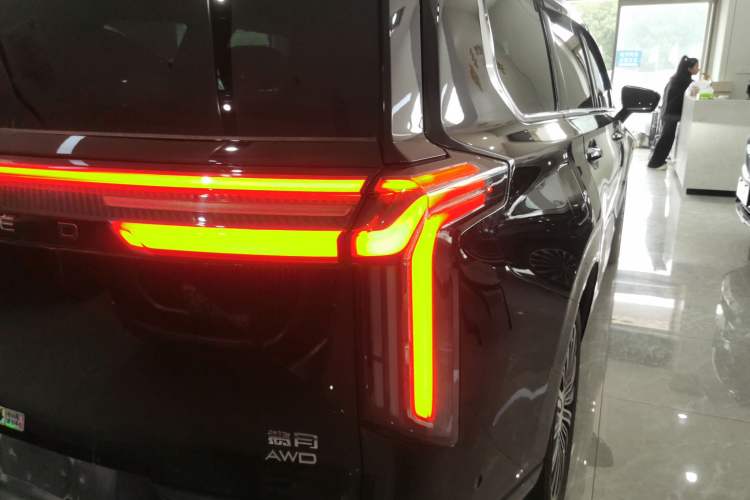 Used EXEED Lanyue C-DM 2025 180 Ultra-Long Range Ultra All-Wheel Drive 7-Seater
