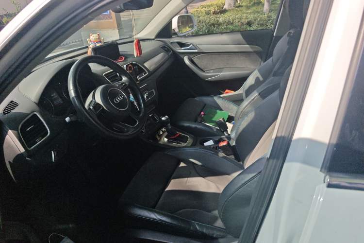 Used Audi Q3 2016 40 TFSI quattro all-wheel-drive sport model