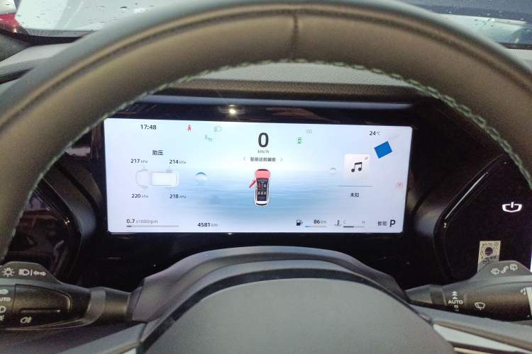 Used Geely Auto Monjaro L 2025 Dongfang Yao 2.0TD Automatic Lanxing Edition
