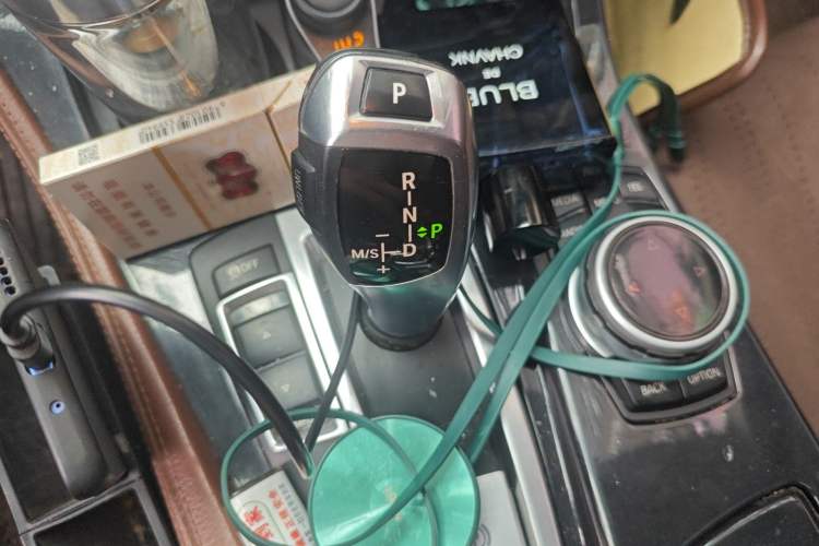 Used BMW 5 Series 2015 520i Elegant Edition
