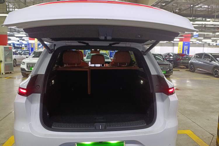 Used Li Auto L6 2025 Pro Smart Refresh Edition
