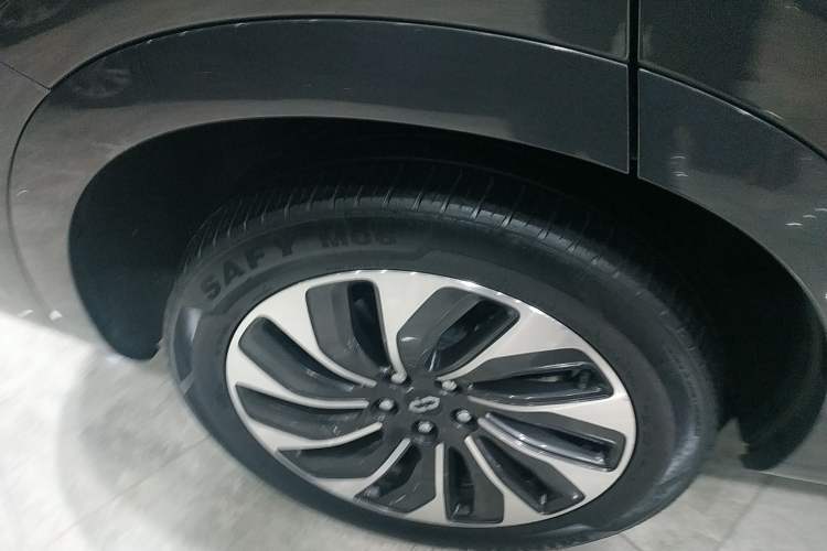 Used Hima AITO M7 2022 1.5T Four-Wheel Drive Luxury Edition
