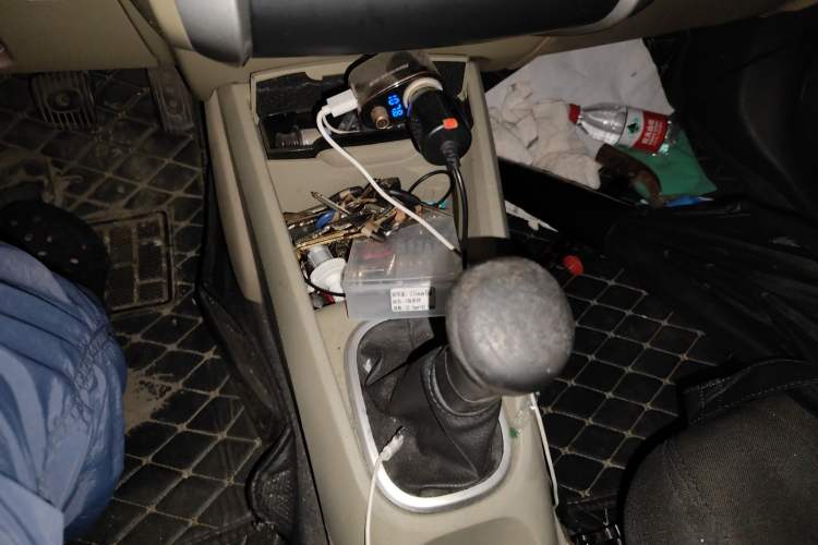 Used Venucia R50 2014 1.6L Manual Splendid Edition